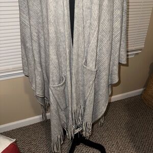 Steve Madden Gray Shawl OSFM New!!